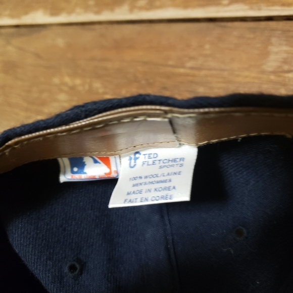 vintage Yankees hat - Picture 7 of 11